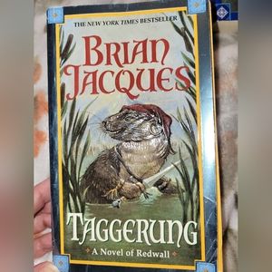 Brian Jacques TAGGERUNG Novel of Redwall Paperback